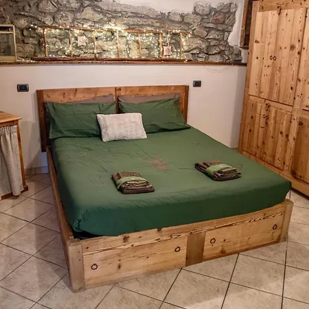 La Maison De Karen The Deer House Gignod