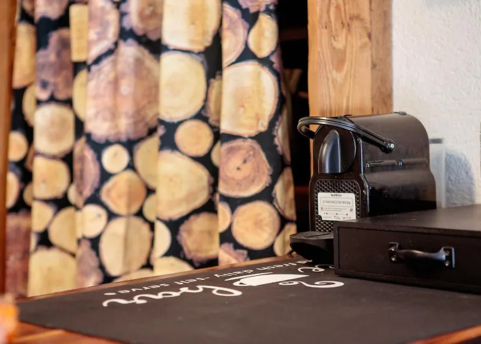 Apartment La Maison De Karen The Deer House